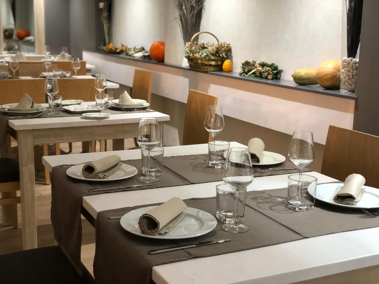 Hotel Ribaeta Vielha Ngoại thất bức ảnh